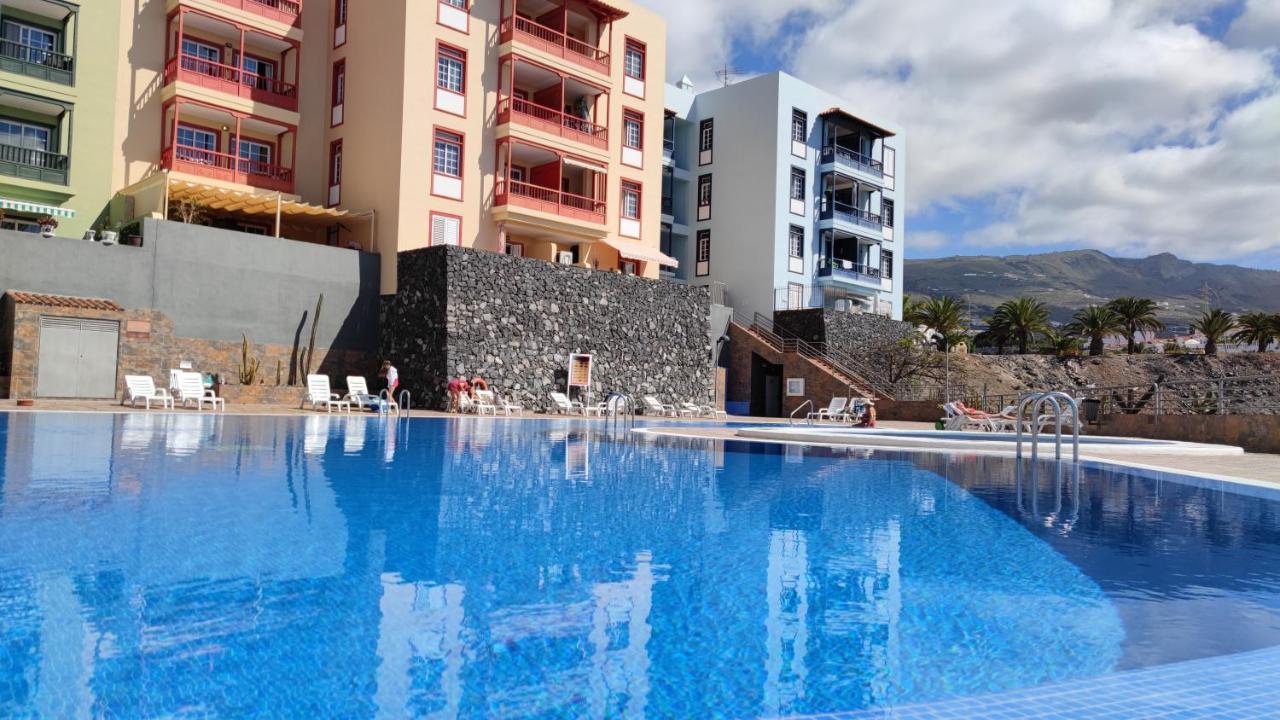Huebsche Ferienwohnung Mit 2 Schlafzimmern, Pool Und Wlan, Strandnaehe Кальяо-Сальвахе Экстерьер фото
