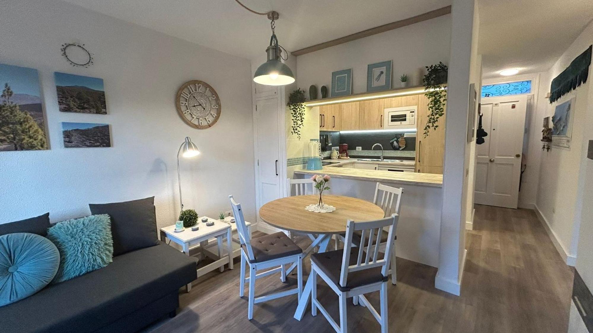 Huebsche Ferienwohnung Mit 2 Schlafzimmern, Pool Und Wlan, Strandnaehe Кальяо-Сальвахе Экстерьер фото